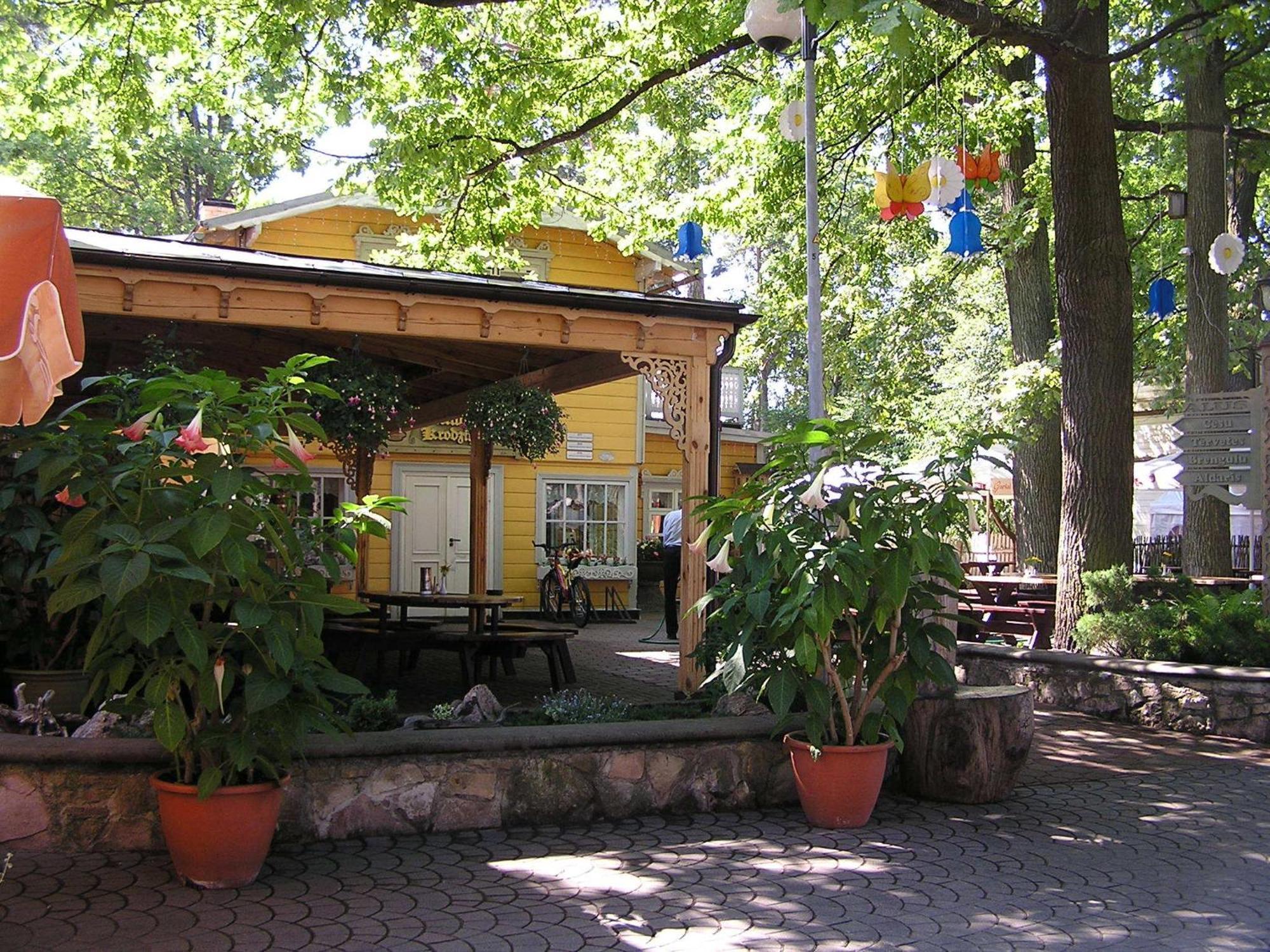 Majoru Promenade Hotel Jurmala Bagian luar foto